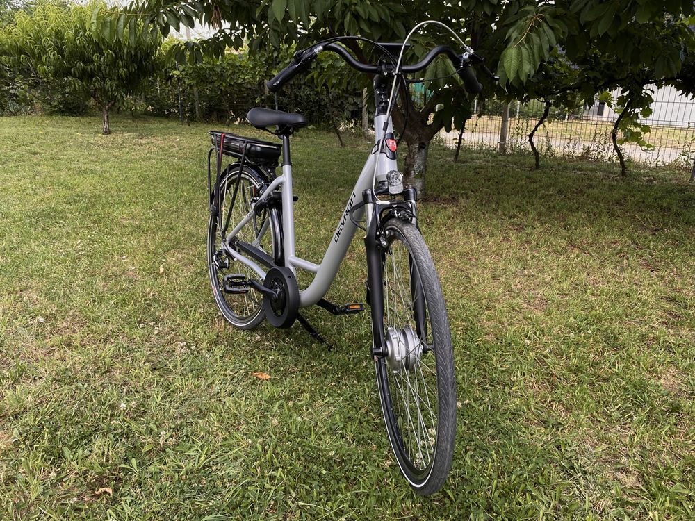 Bicicletă Electrică Devron