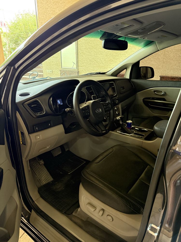 Kia sedona 2019
