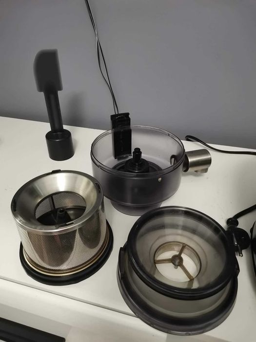 Сокоизстисквачка и блендер 2в1 Phillips Flip and Juice