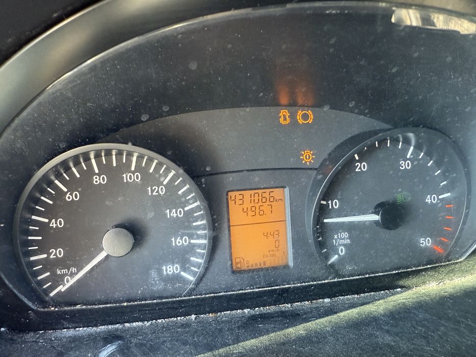 Vand sau schimb cu auto Sprinter 313