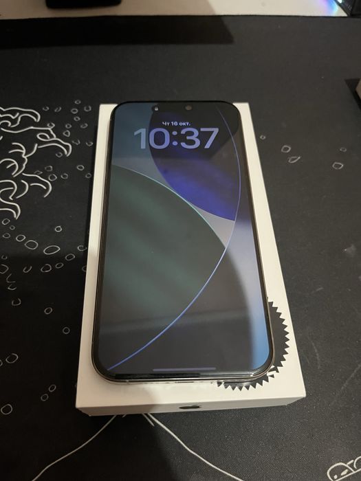 iphone 15 pro max на гарантии
