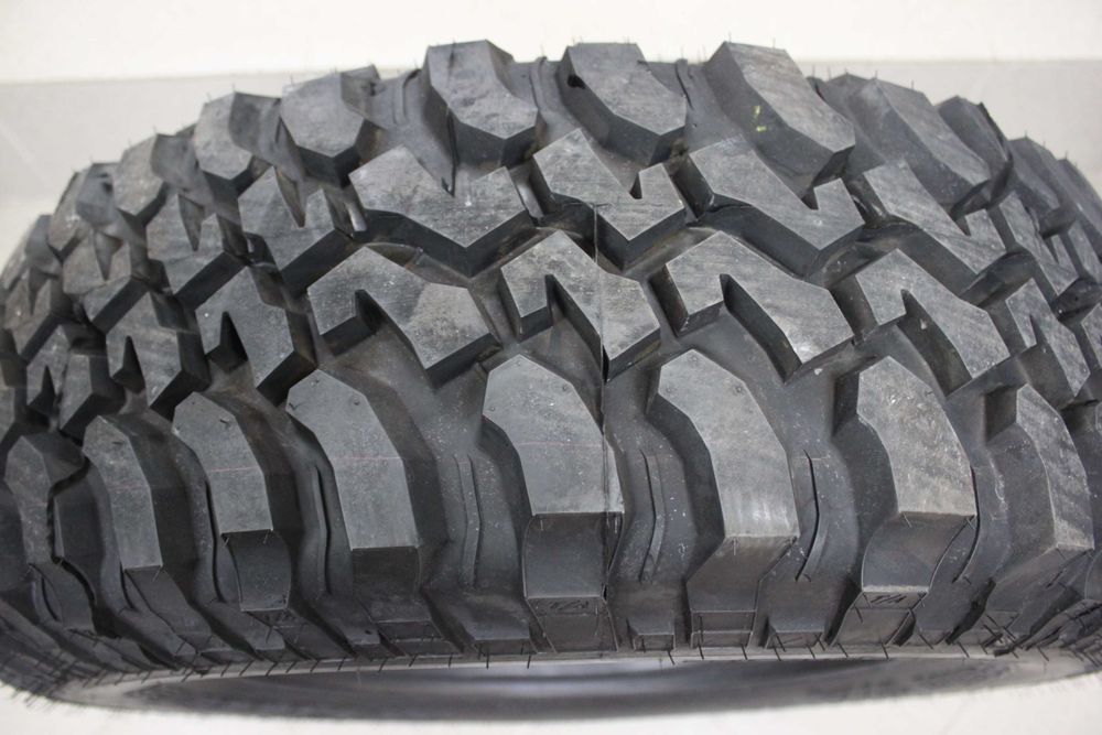 255/75-17 BF Goodrich Mud-Terrain