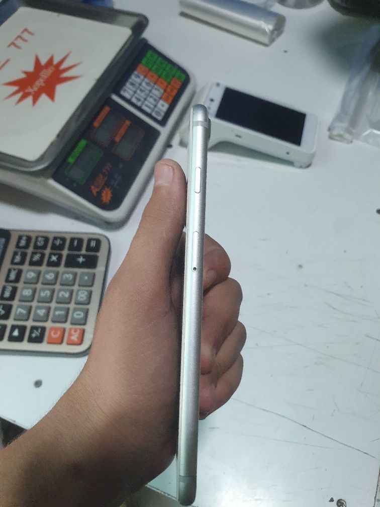 Iphone s7+ 650.00p holati zor