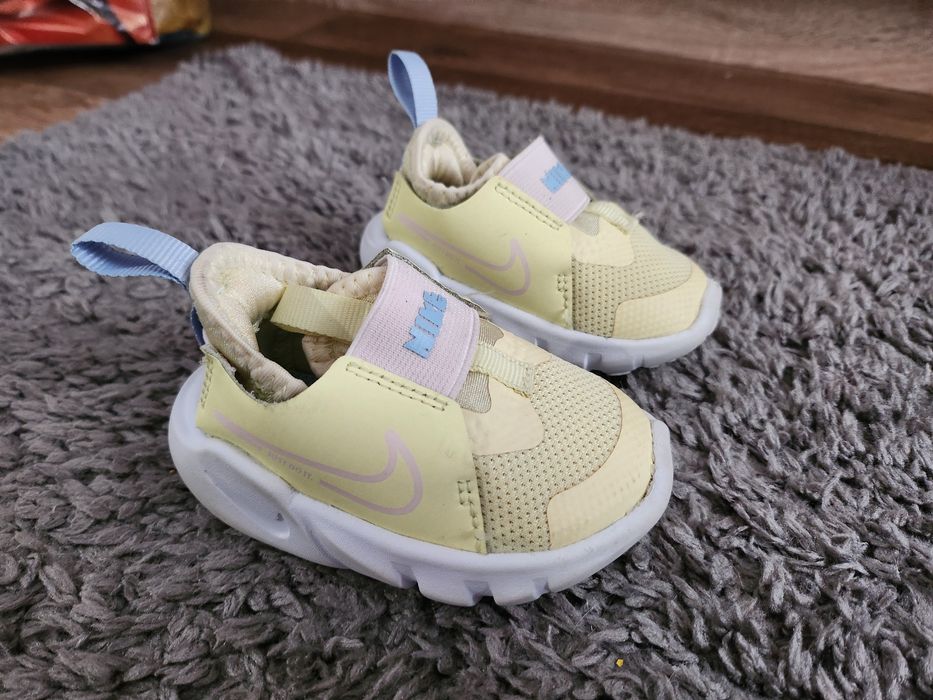 Бебешки маратонки Nike