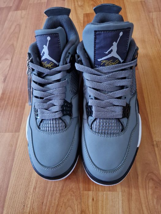 Adidași Jordan patru