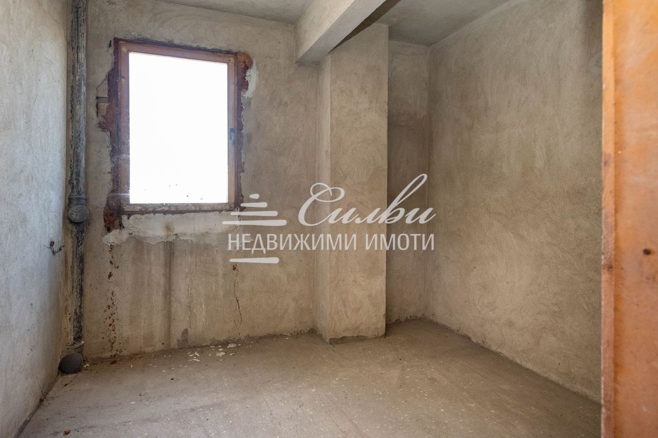 Продава се Многостаен апартамент в Търговище, Център - 128 кв.м за 817 €/кв.м - Снимка #9