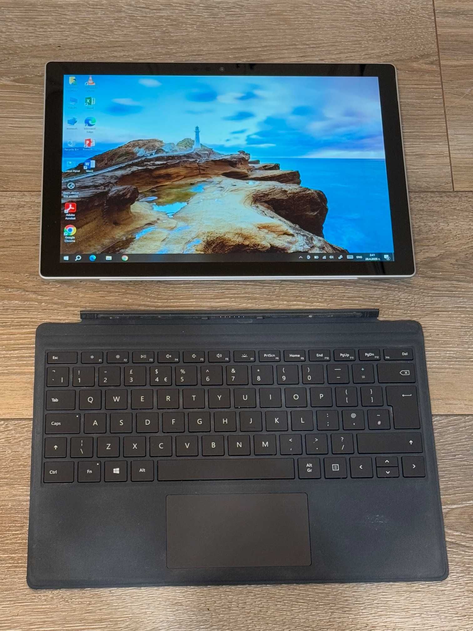 Microsoft Surface Pro 5 i5 7th/8RAM/256SSD