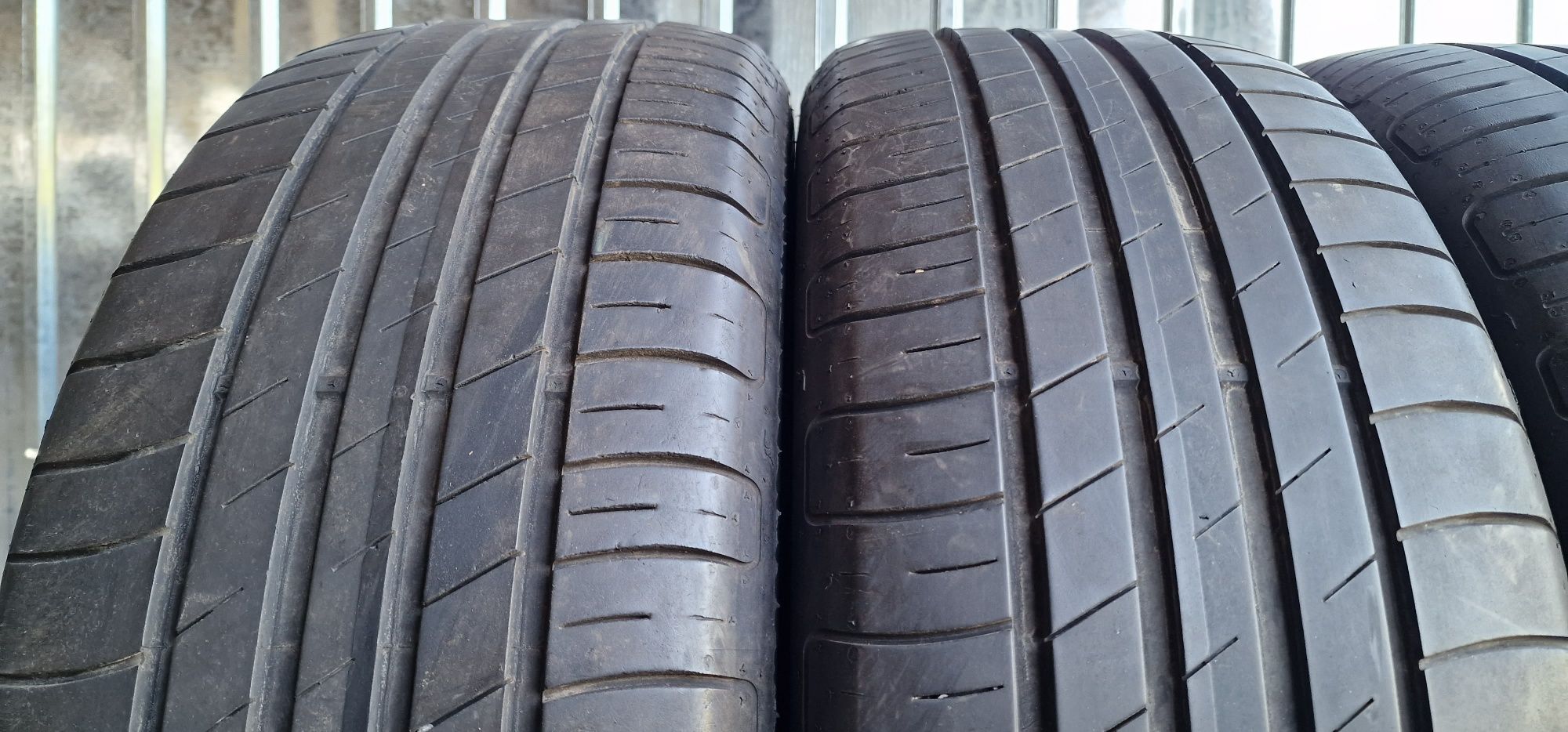 225/55 R17 - 4 anvelope - GoodYear - de vara !