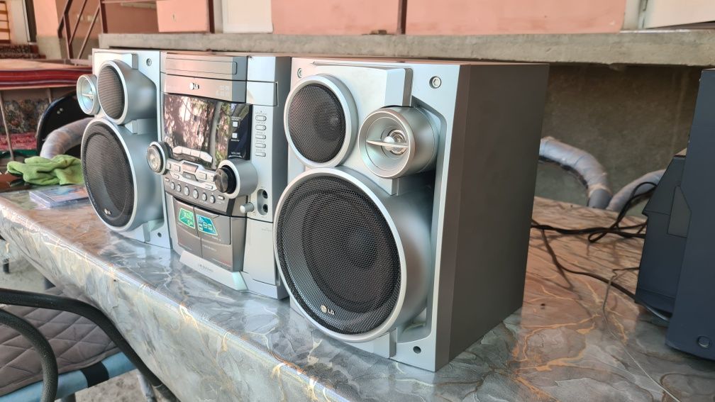 Muzikalniy sentir Lg