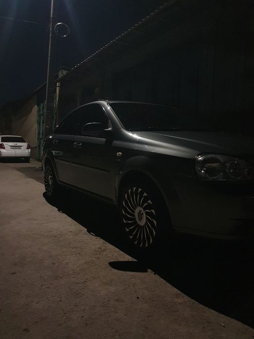 Lasetti 1.6 sotiladi 137 min probek navarotlari bor kraska toza