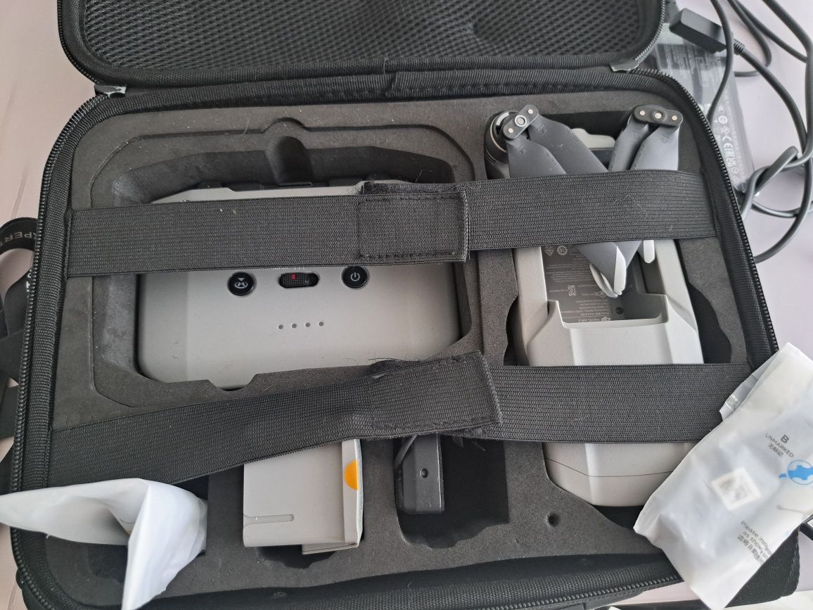 Продам квадракоптер dji mavic air 2