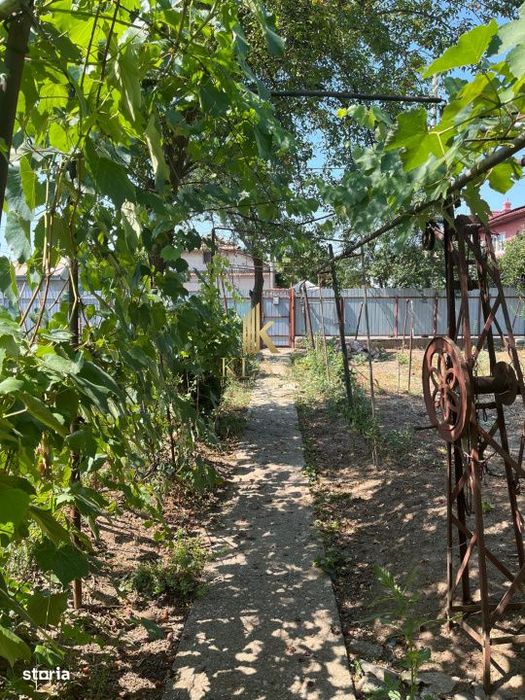 0% COMISION  Teren si casa demolabila, 600 mp, toate utilitatile, zona