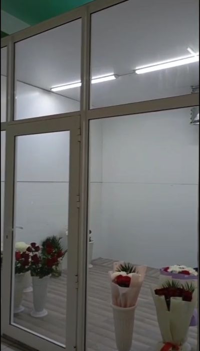 Мебель для цветочного магазина