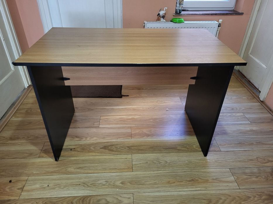 Birou masa de vanzare