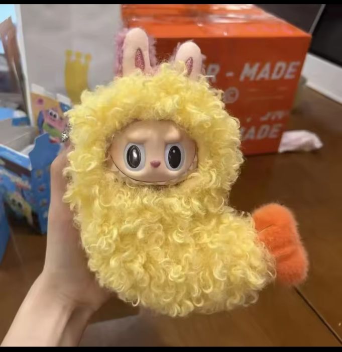 Лабубу The Monsters Скарида, Labubu Shrimp Лимитирана серия