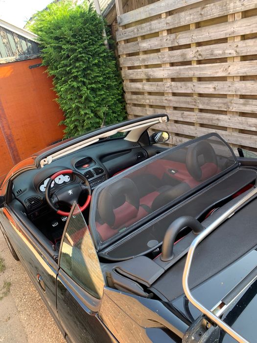 Vând Peugeot 206 cabrio