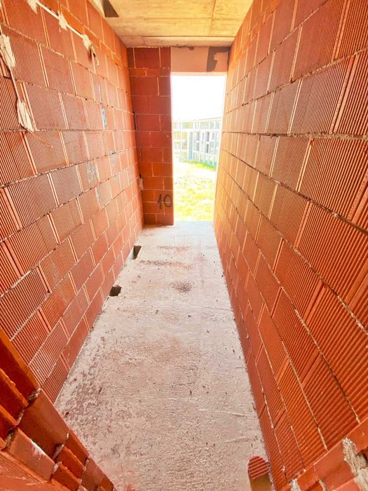 Тристаен Апартамент в Малинова Долина! Юг! Среден Етаж!