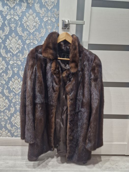 Продам норковую шубу в отличном состоянии