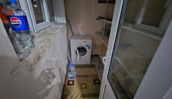 Продаеться  2 ком . Сергели район  Сергели 6 А