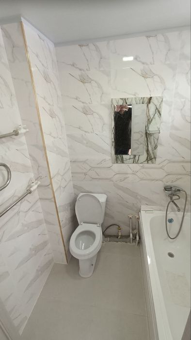 Продажа 1 хона 1 етаж 4 етажл 
Кора камиш 1/3
42 кв
Балкон 2*6