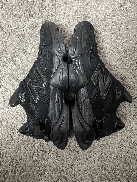 Adidasi New Balance 9060 Negri