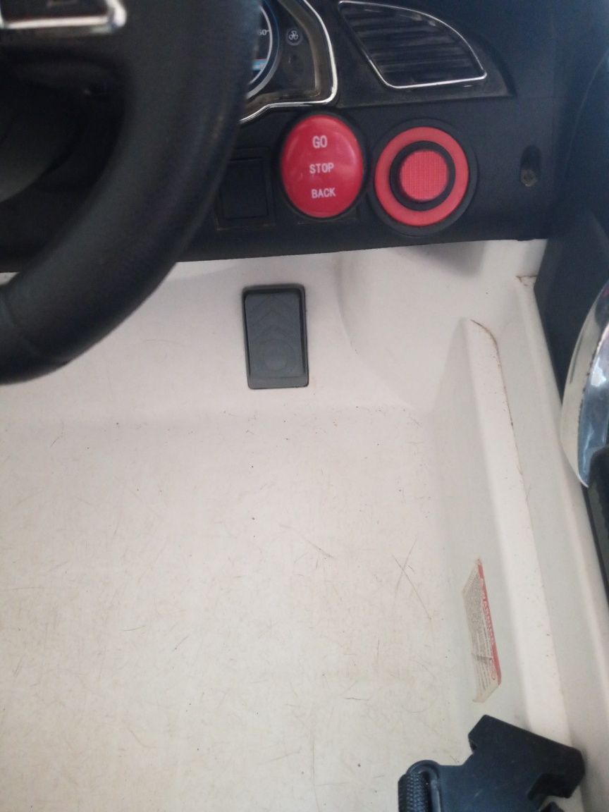 Продается детский автомобиль