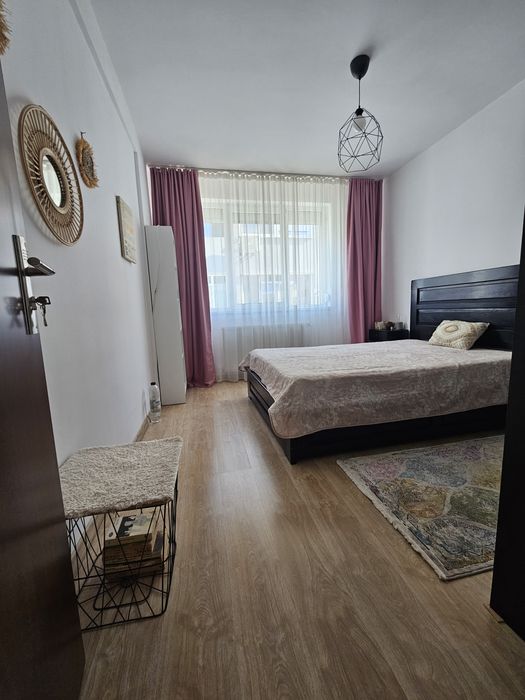 Inchiriere apartament| 2 camere + parcare + centrala| 1 Decembrie 1918