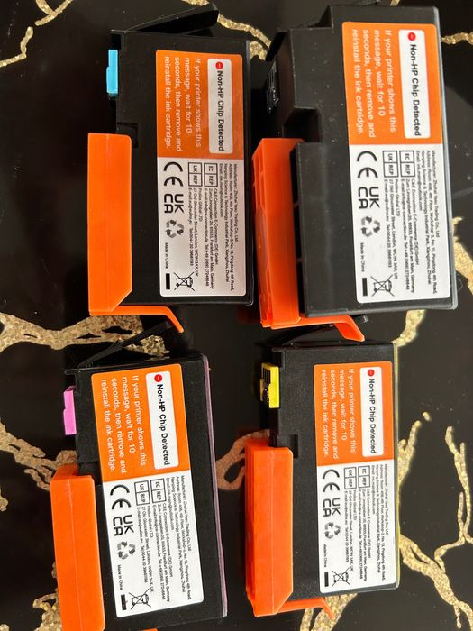 Set cartuse noi imprimanta 903XL si LC424