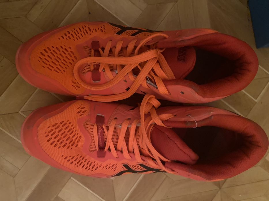 Ассикс токио срочно продам