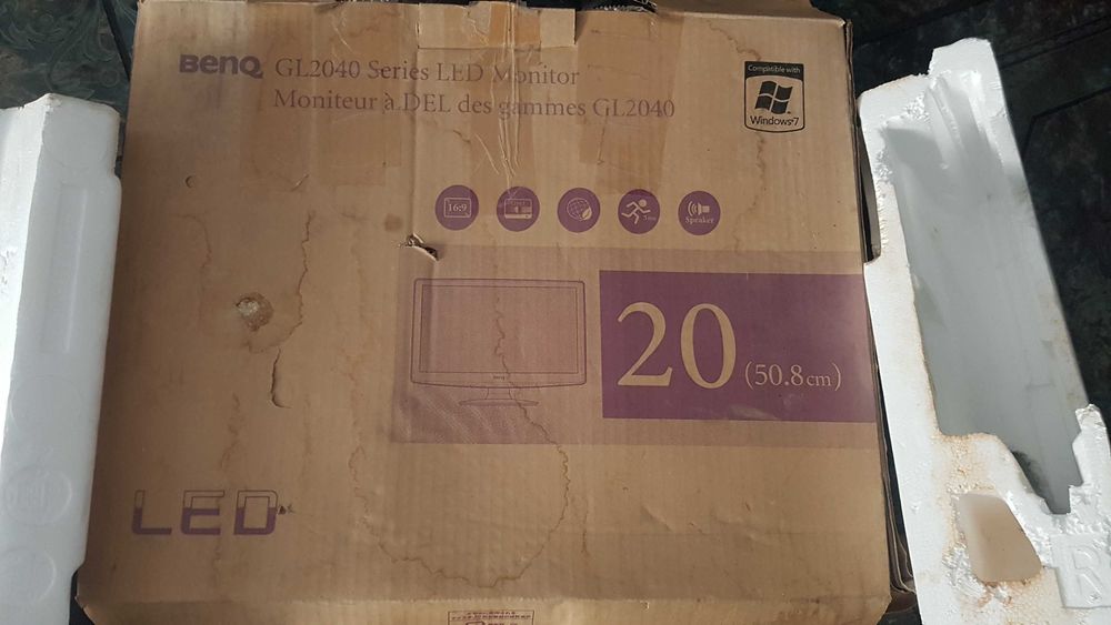 monitor LED BenQ GL2040M ecran20” (NOU) + un laptop SAMSUNG R530