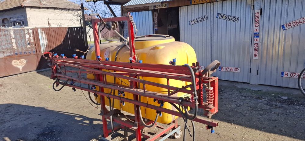 Pompă de  ierbicidat