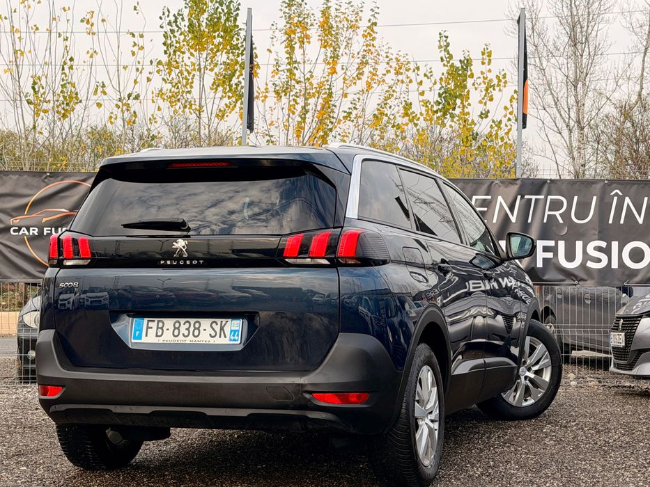 Vindem Peugeot 5008 Automat 7 Locuri Garantie 1 an de zile !
