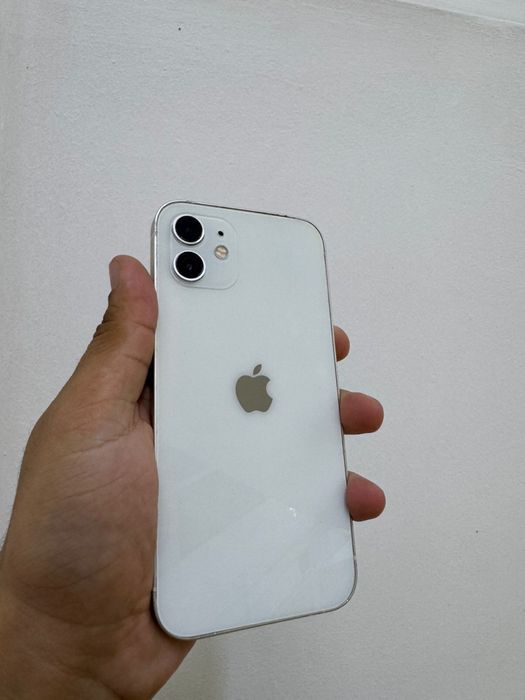 Продам Айфон 12 64гб