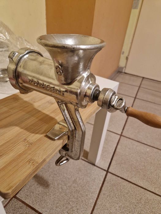 Месомелачка Porkert размер 8 - Meat Grinder Porkert Size 8