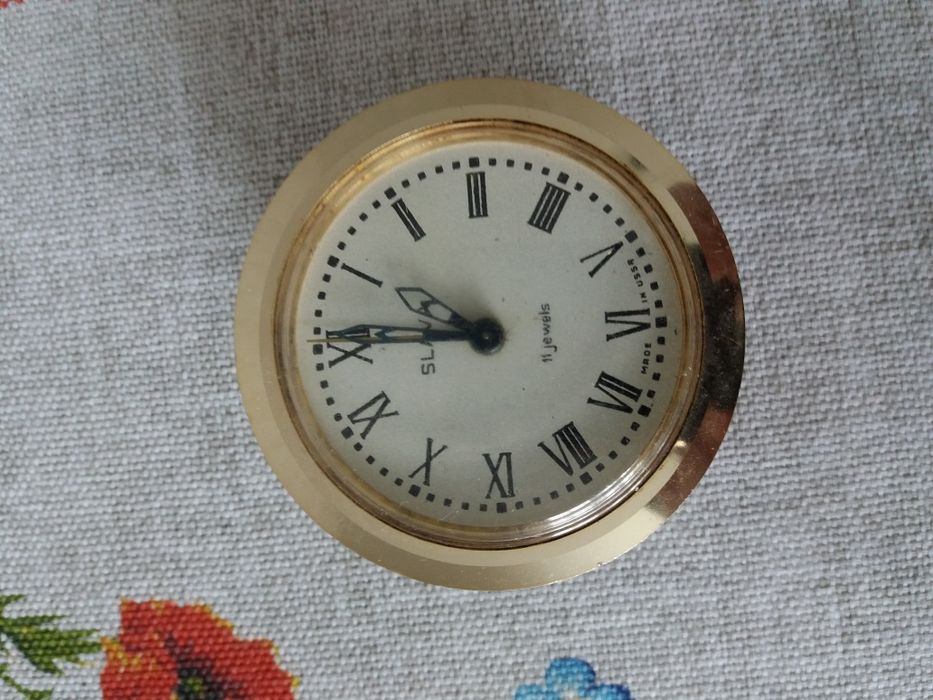 Часы старинные будильник