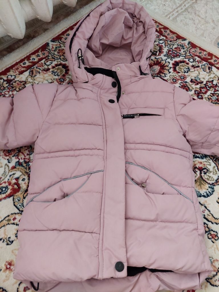 Продам вещи на девочку 2-3 лет