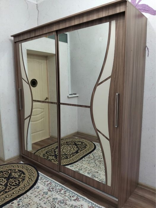 Купе шкаф в хорошем состоянии