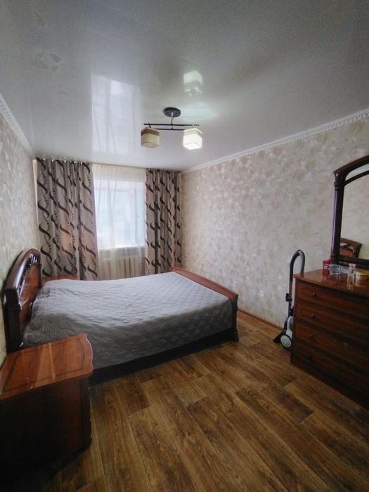 Продам 3х комнатную в районе 2 школы