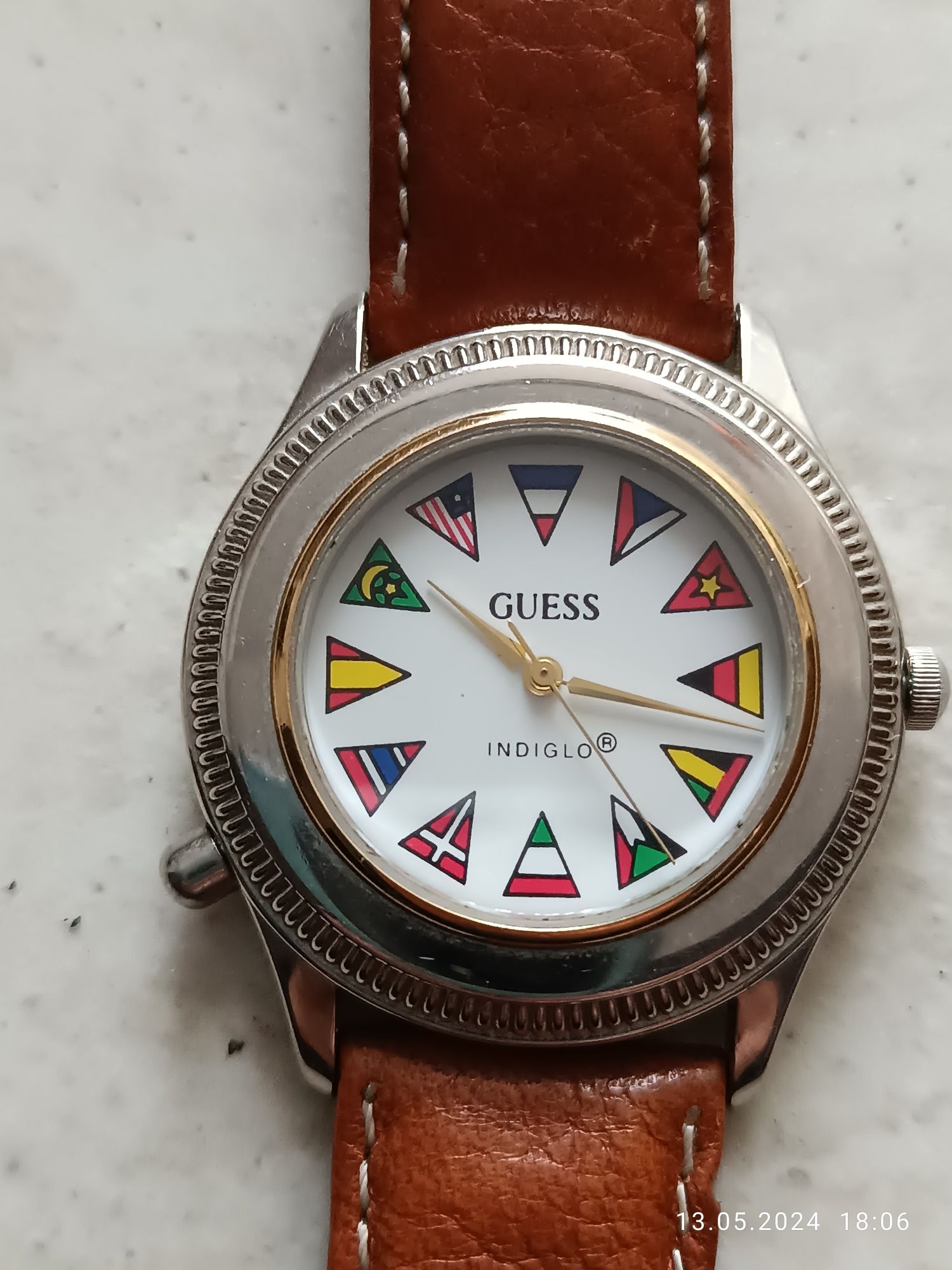 Ceas Guess Indiglo