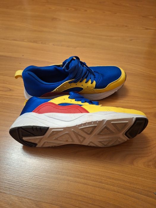 2 perechi Adidasi Lidl marimea 39 EU 6 UK