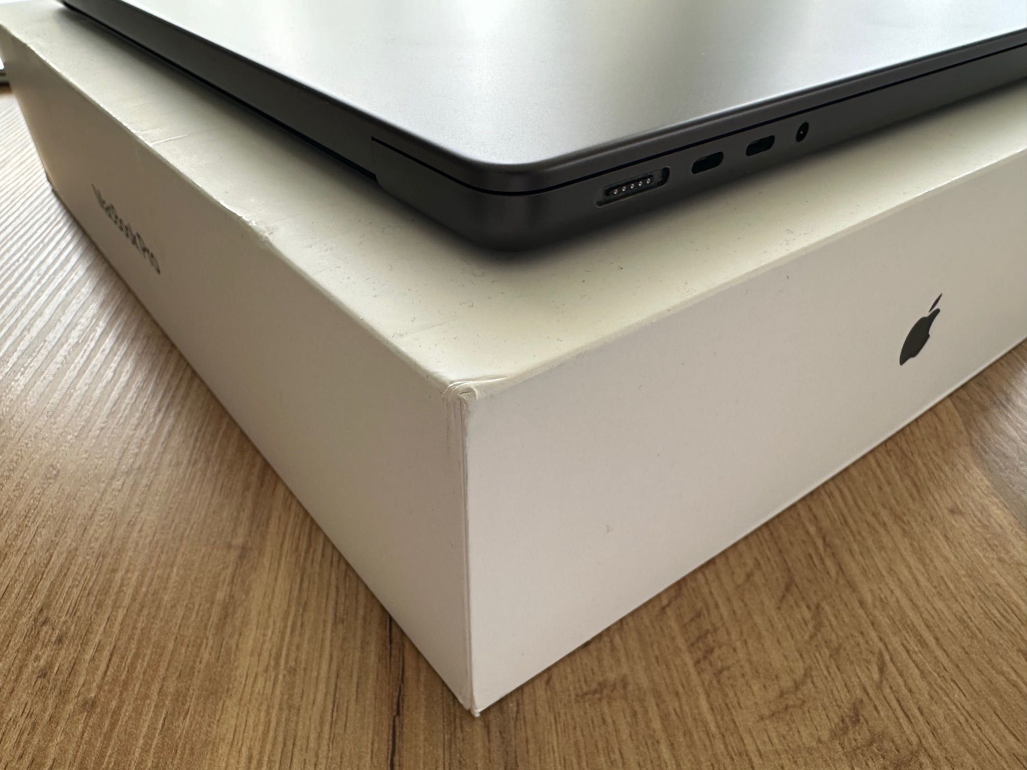 MacBook Pro 14" M3 PRO 11-CPU/14-GPU/18RAM/512SSD