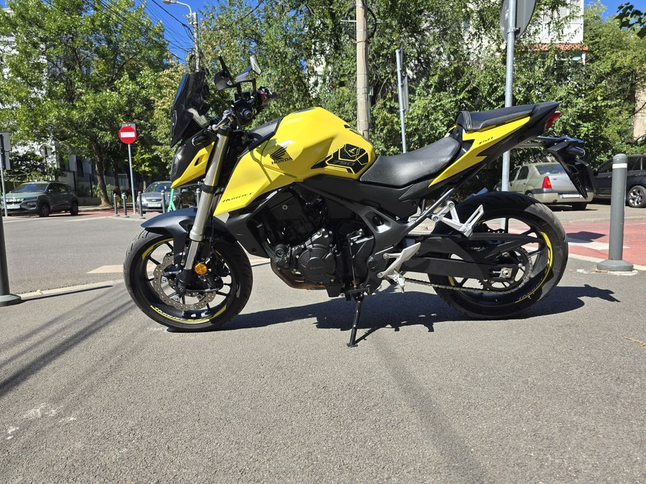 Honda Hornet 750 2023