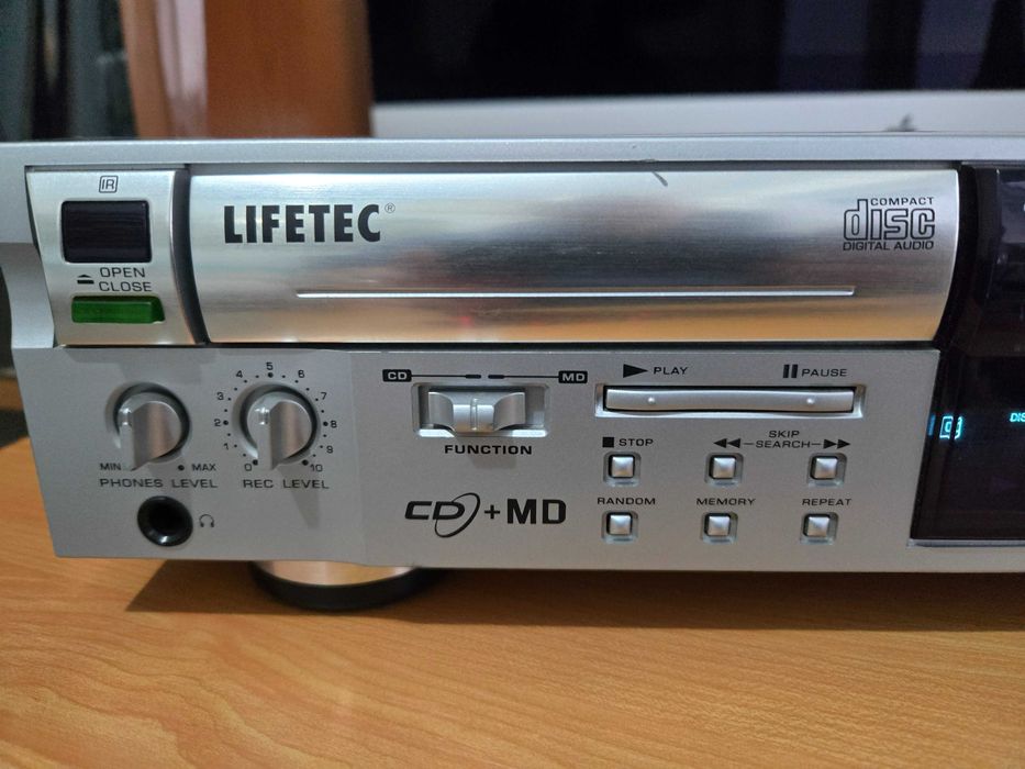 Lifetec LT 8964 cd player/minidisc