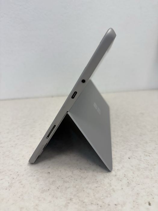 Tableta Microsoft Surface GO 2