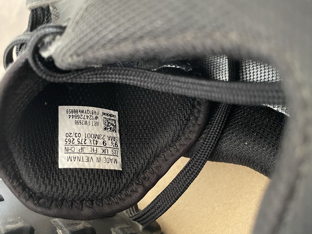 Маратонки Adidas Terrex Gore-tech 43