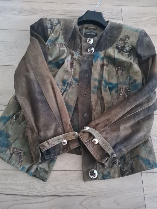 Jacheta piele naturala cu motive de vanatoare