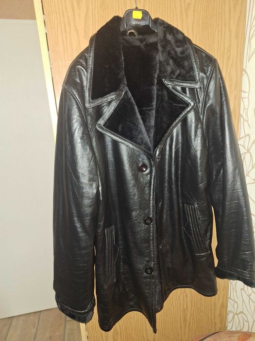 Мъжки кожух черен Л