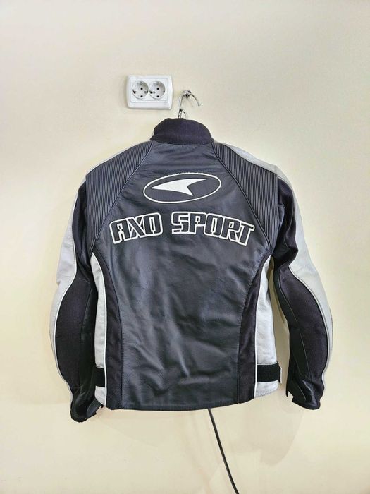 Мото якета и оригинални тениски