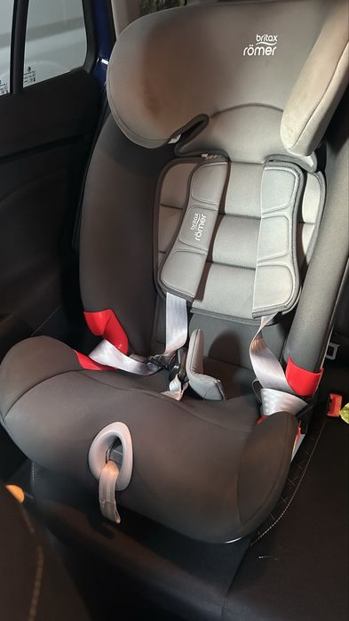 Детски стол за кола britax