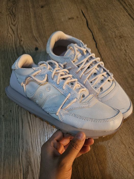 Кросовка корейского бренда 42раз 40$